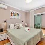 Luxury In Serene Location With Pool & Private Garden קווארטיירה