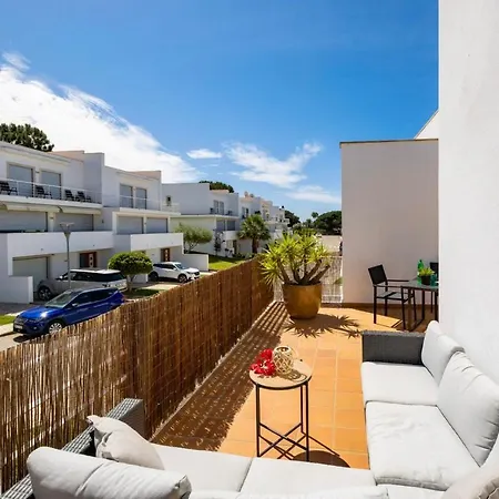 Luxury In Serene Location With Pool & Private Garden Картейра