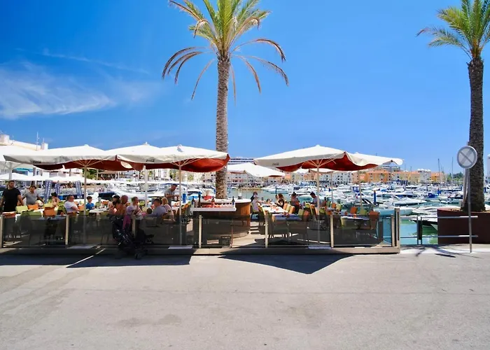 度假居 Luxury In Serene Location With Pool & Private Garden 奎特里拉